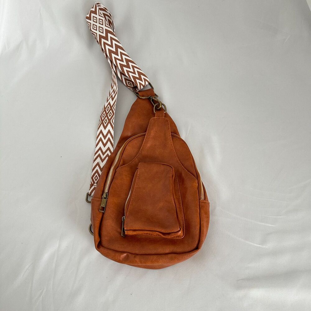 Brown Leather-like Cross-Body Purse, Like New Condition